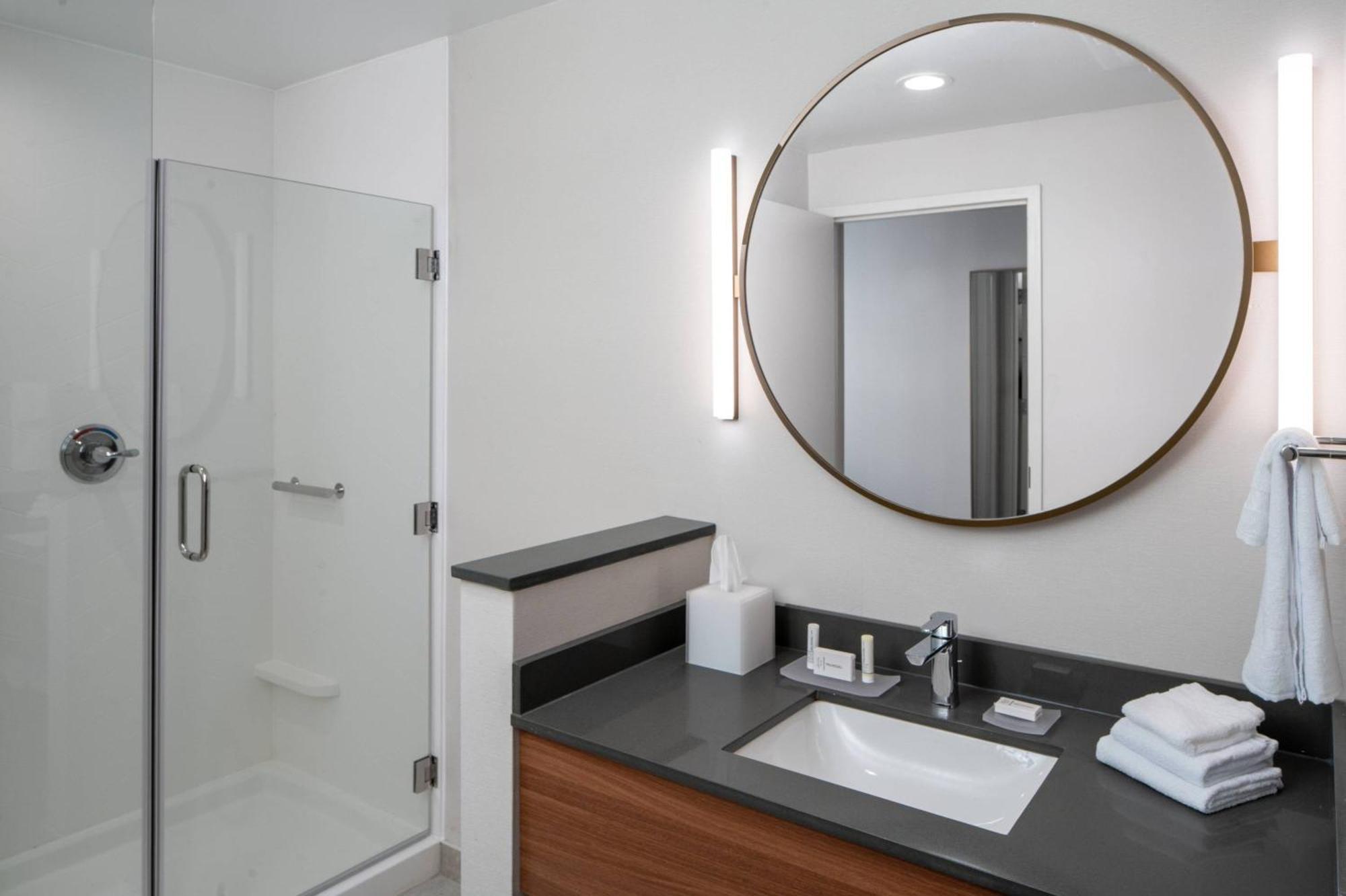 Fairfield By Marriott Inn & Suites Pensacola Pine Forest Экстерьер фото